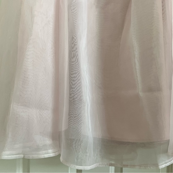 Lauren Conrad runway formal skirt in dusty blush - Picture 6 of 9